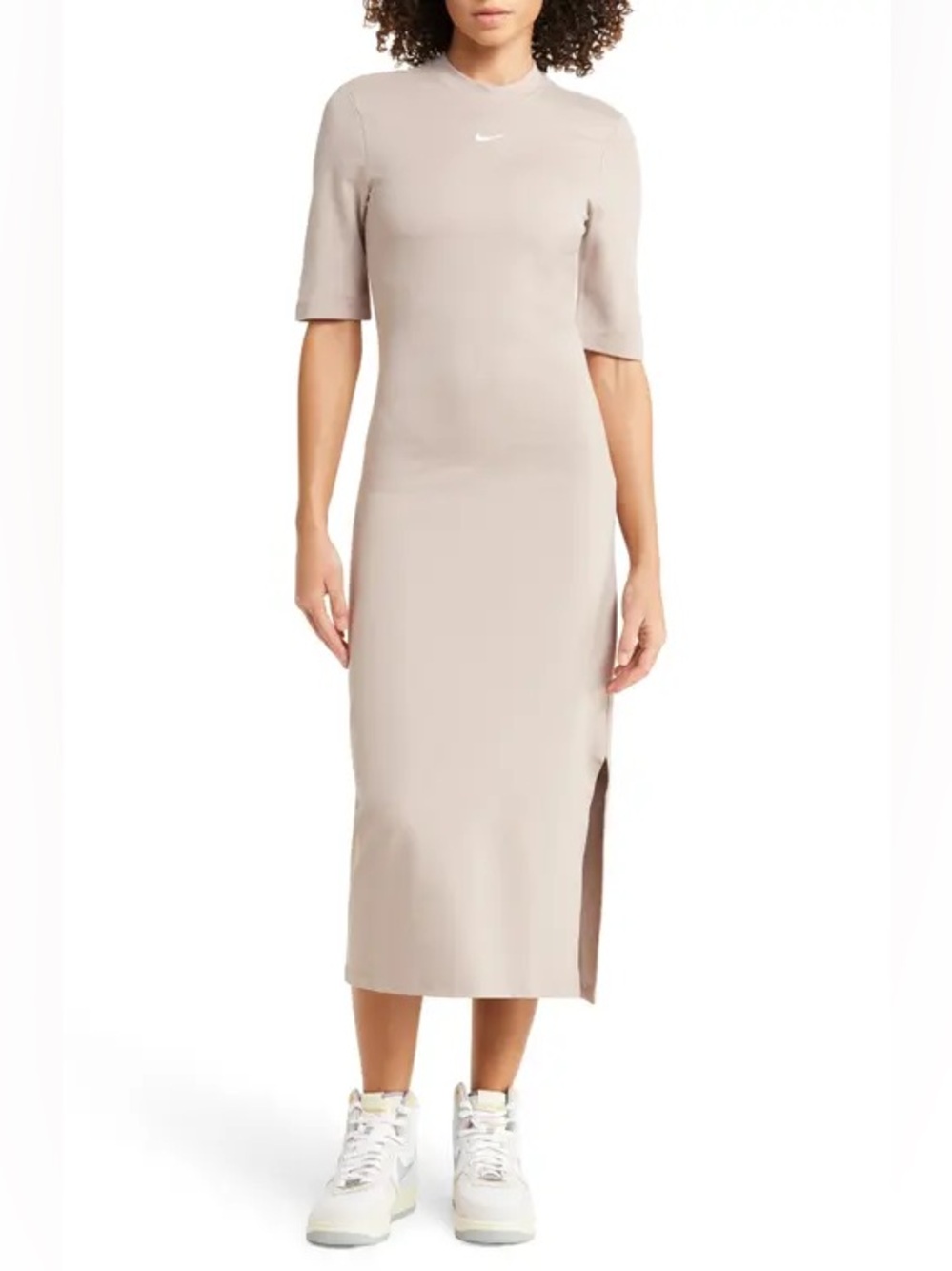 Nike Sportswear Essential Crew Neck
Midi Dress